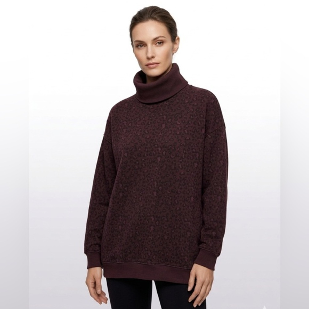 American Eagle Turtleneck Purple Leopard Print Oversized Sweatshirt Extra Small